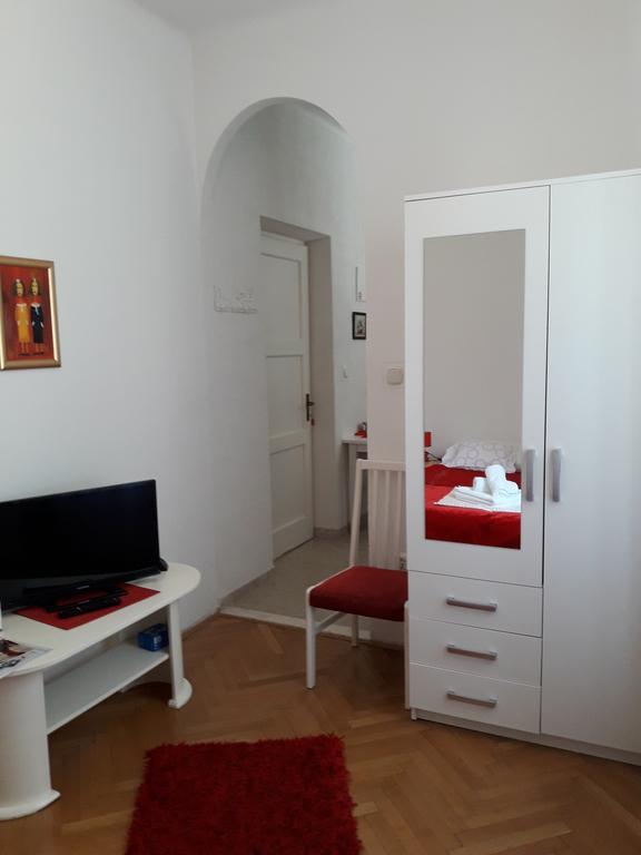 Apartments Eldin Дубровник Екстериор снимка